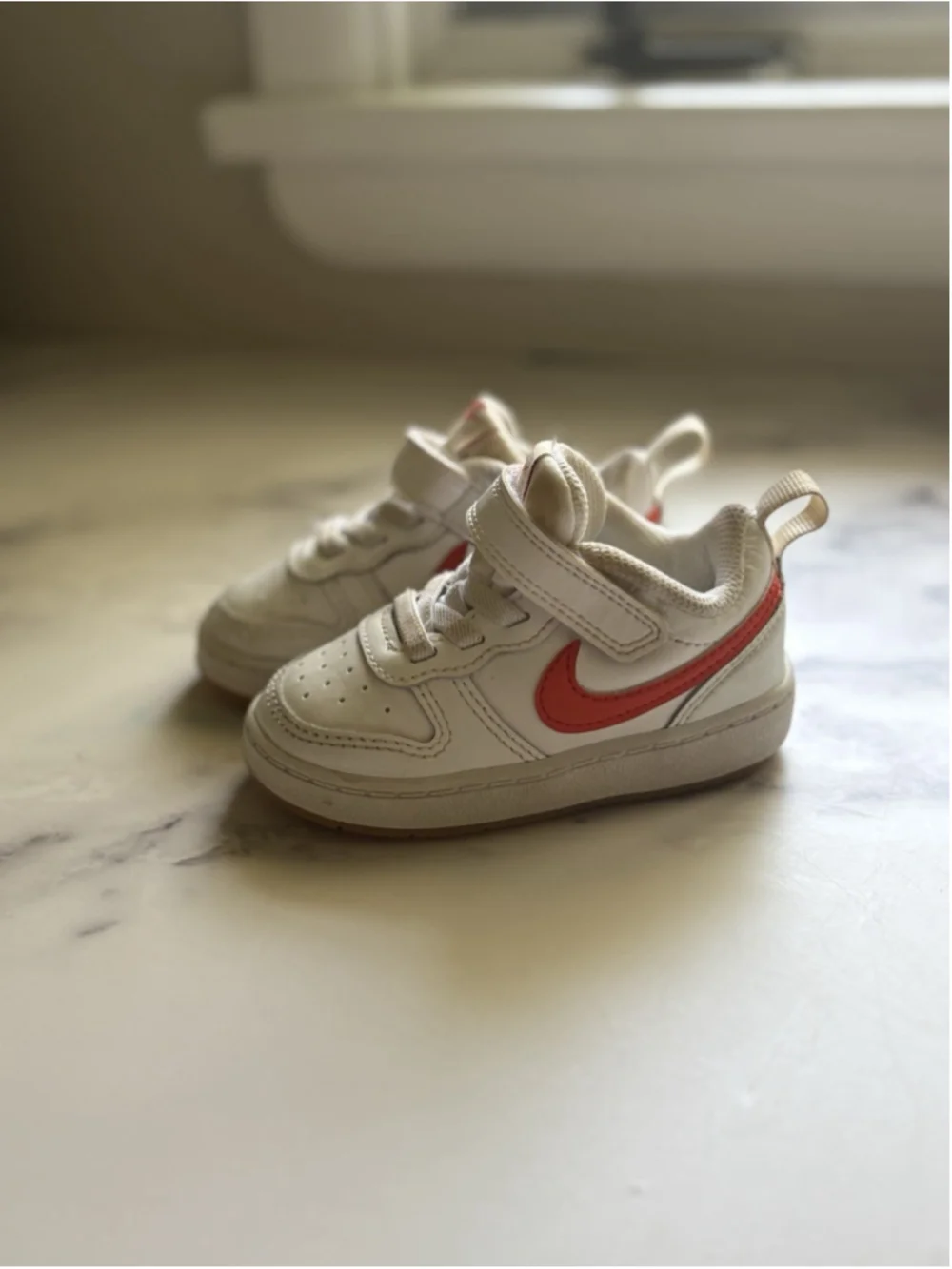 Nike Court Borough Low 2 Toddler 5C White Orange Gum Sole Hook And Loop Closure